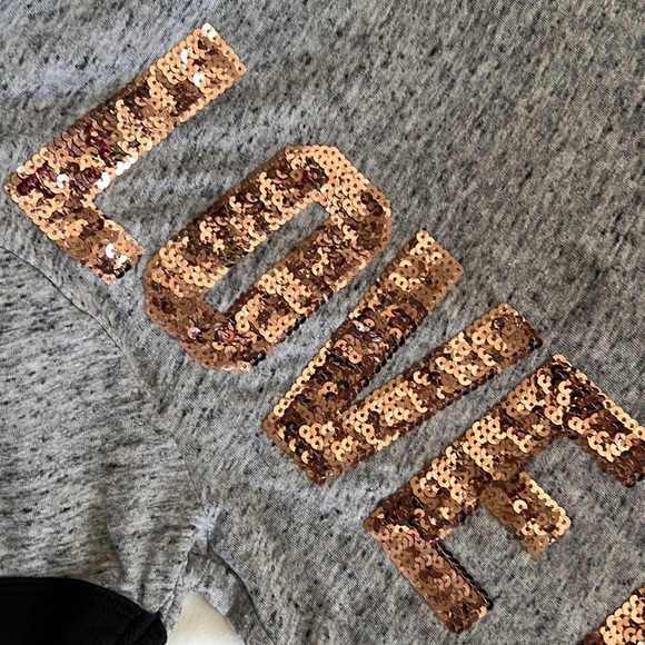 VS PINK tee - Picture 2 of 6